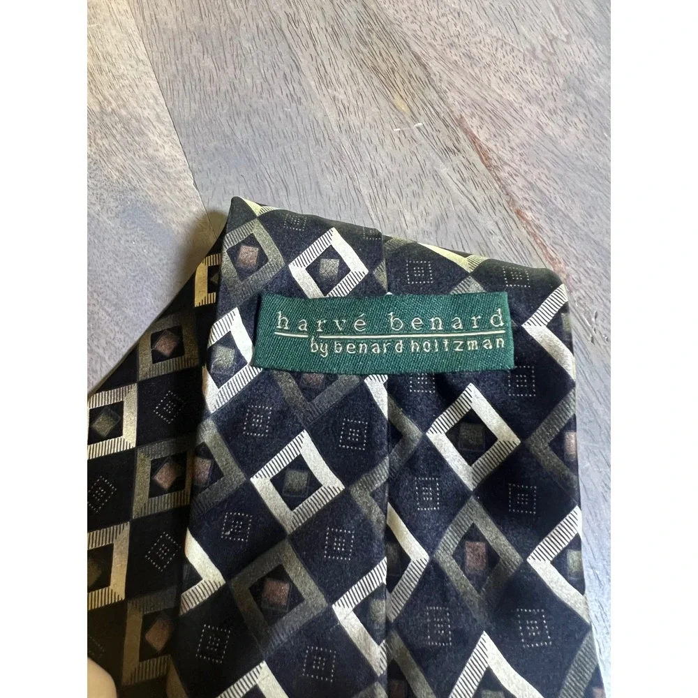 Harve Benard Mens Necktie 100% Silk Geometric‎ Diamond Black Gold One Size